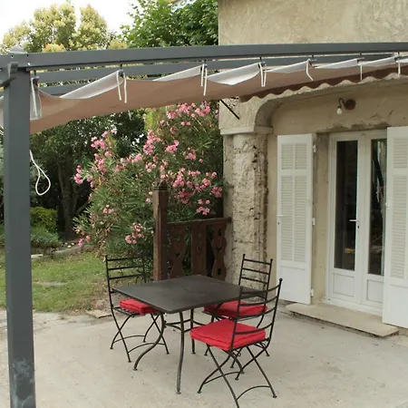 Villa Mas Michel Et Josiane Monteux Esterno foto